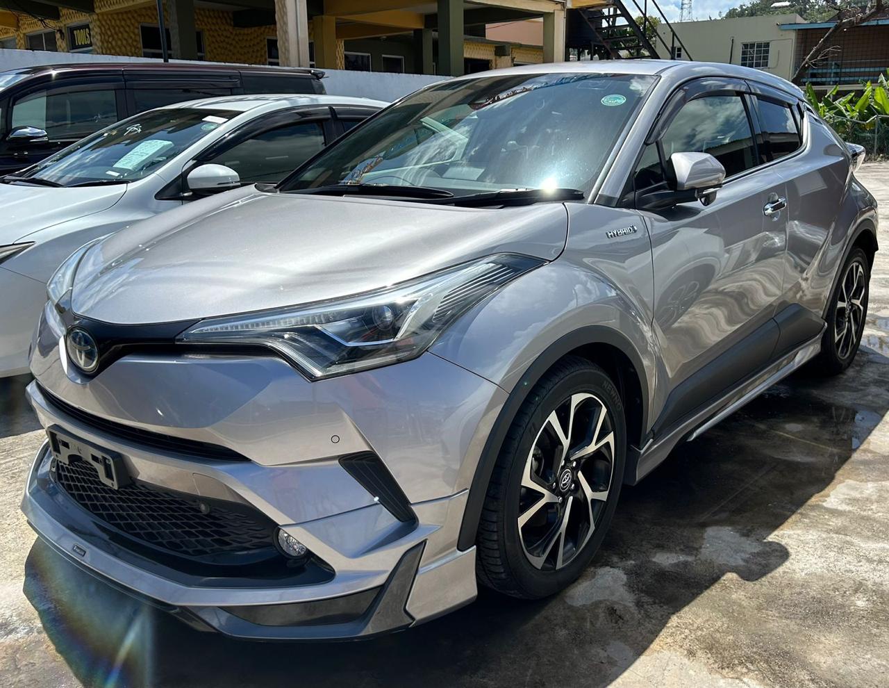 
								2018 Toyota CH-R full									