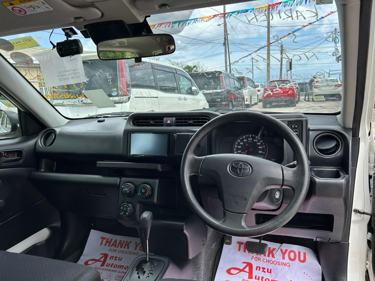 
								Toyota Probox 2020 full									